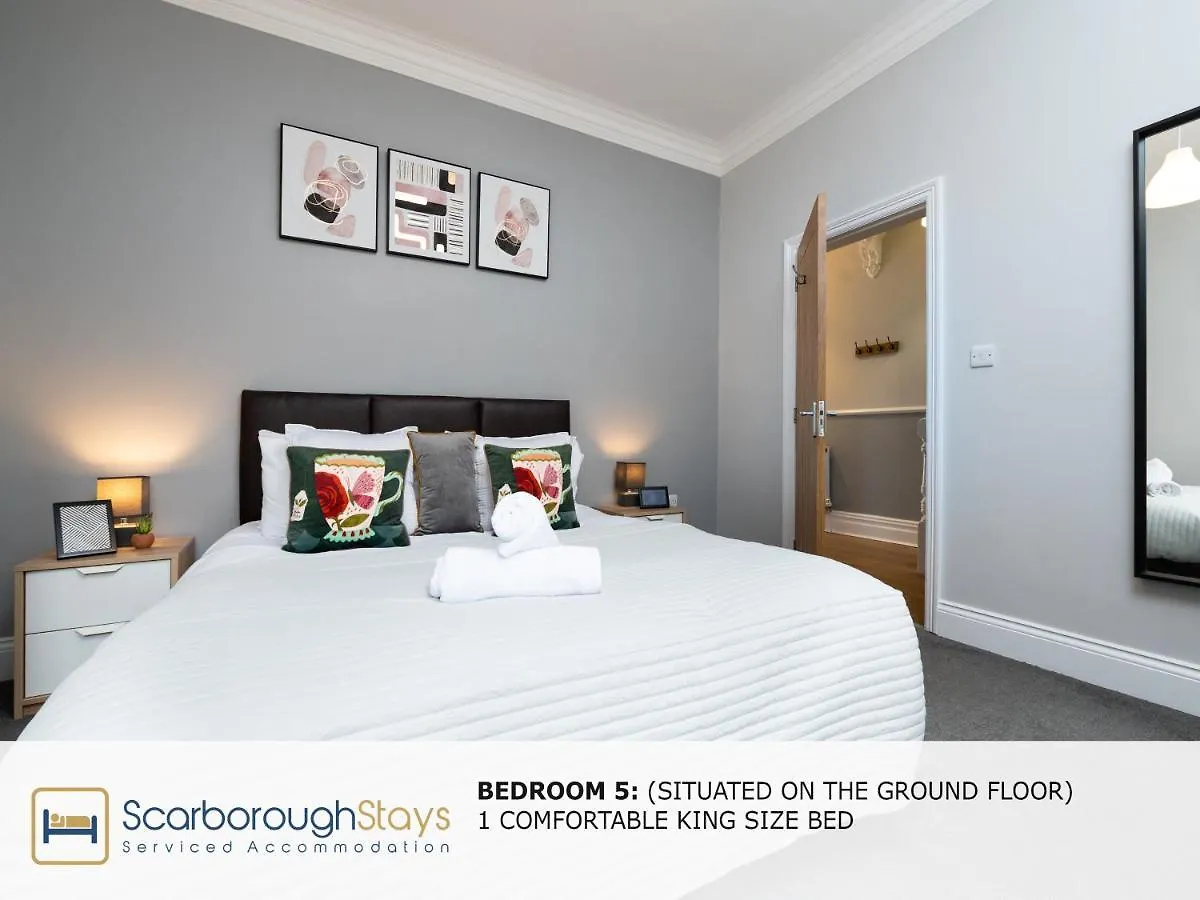 Scarborough Stays - Ashville Lodge - 5 Bedroomed House - Sleeps 9 0*,  United Kingdom