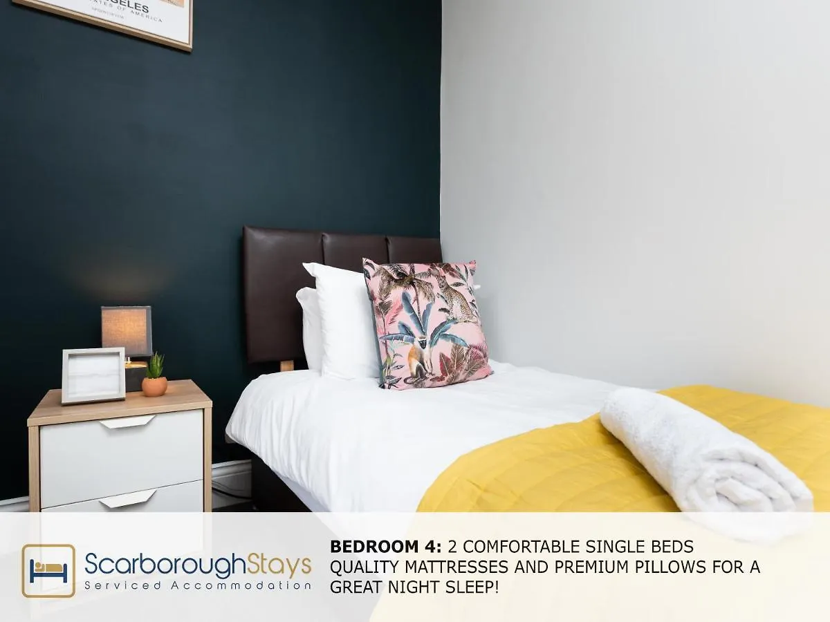Scarborough Stays - Ashville Lodge - 5 Bedroomed House - Sleeps 9 0*,  United Kingdom
